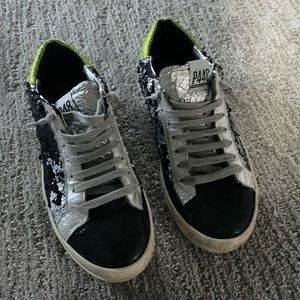 P448 sequin low top sneaker